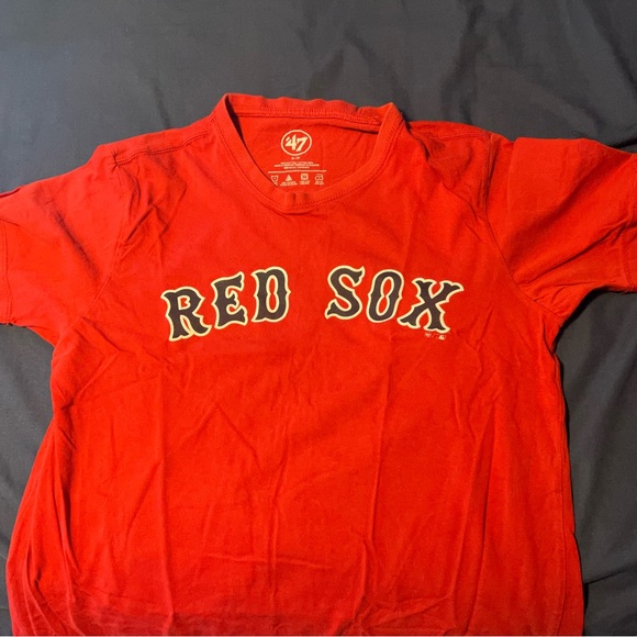 Red Sox Tshirt - Picture 2 of 4